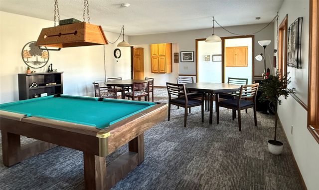 409 SE Delaware Avenue 202, Ankeny, IA 50021