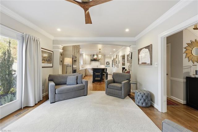 7325 Barberry LN, Norfolk, VA 23505