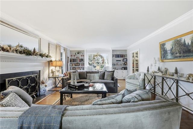 7325 Barberry LN, Norfolk, VA 23505