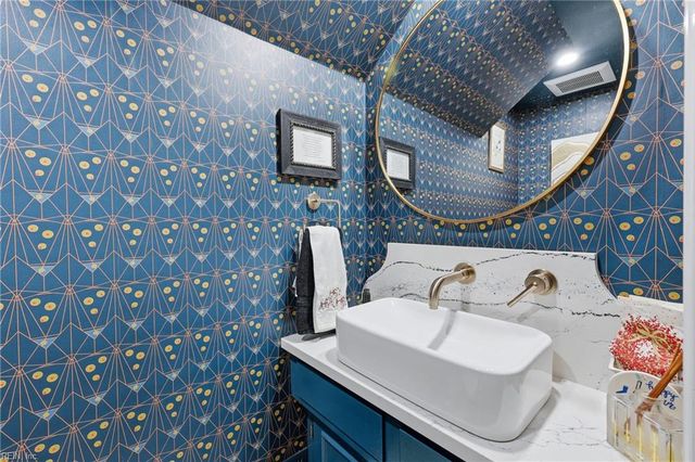 7325 Barberry LN, Norfolk, VA 23505