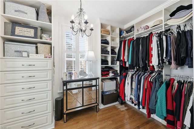 7325 Barberry LN, Norfolk, VA 23505