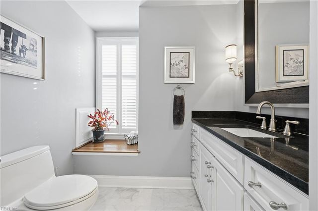 7325 Barberry LN, Norfolk, VA 23505