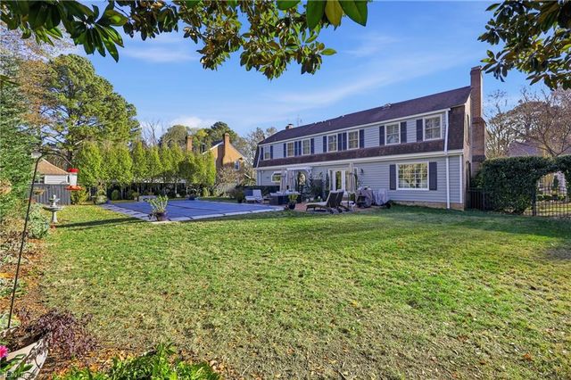 7325 Barberry LN, Norfolk, VA 23505