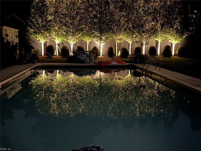 7325 Barberry LN, Norfolk, VA 23505