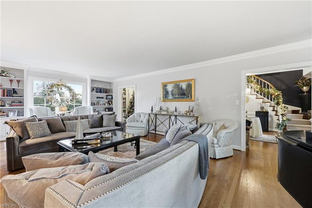 7325 Barberry LN, Norfolk, VA 23505