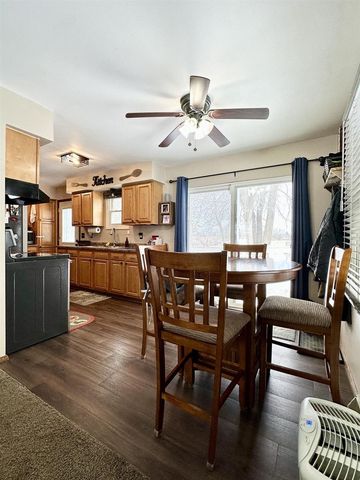 1727 N SUPERIOR STREET, Antigo, WI 54409