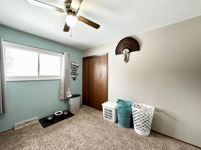 1727 N SUPERIOR STREET, Antigo, WI 54409