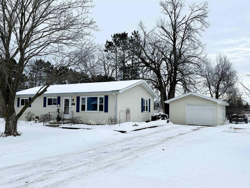 1727 N SUPERIOR STREET, Antigo, WI 54409