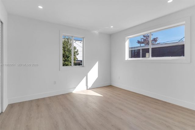 5941 E 6th Ave, Hialeah, FL 33013