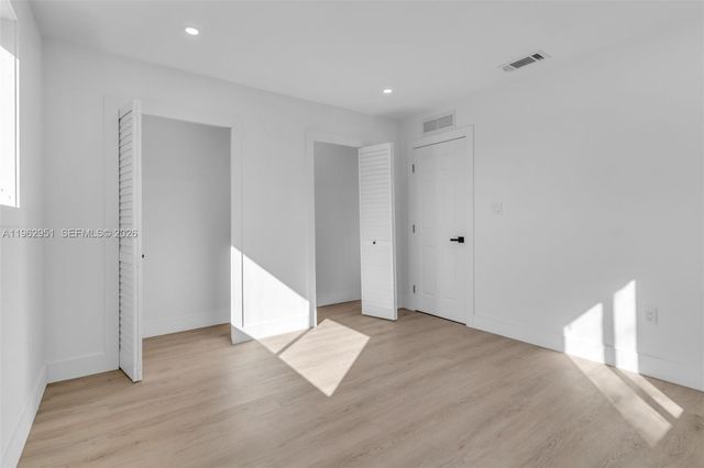 5941 E 6th Ave, Hialeah, FL 33013