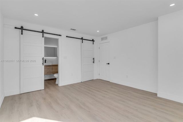 5941 E 6th Ave, Hialeah, FL 33013