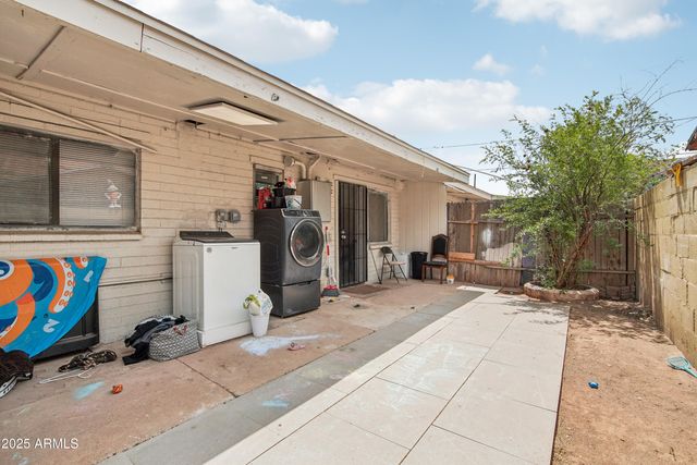 2223 E ROOSEVELT Street, Phoenix, AZ 85006