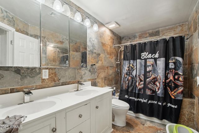 2223 E ROOSEVELT Street, Phoenix, AZ 85006