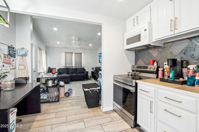 2223 E ROOSEVELT Street, Phoenix, AZ 85006