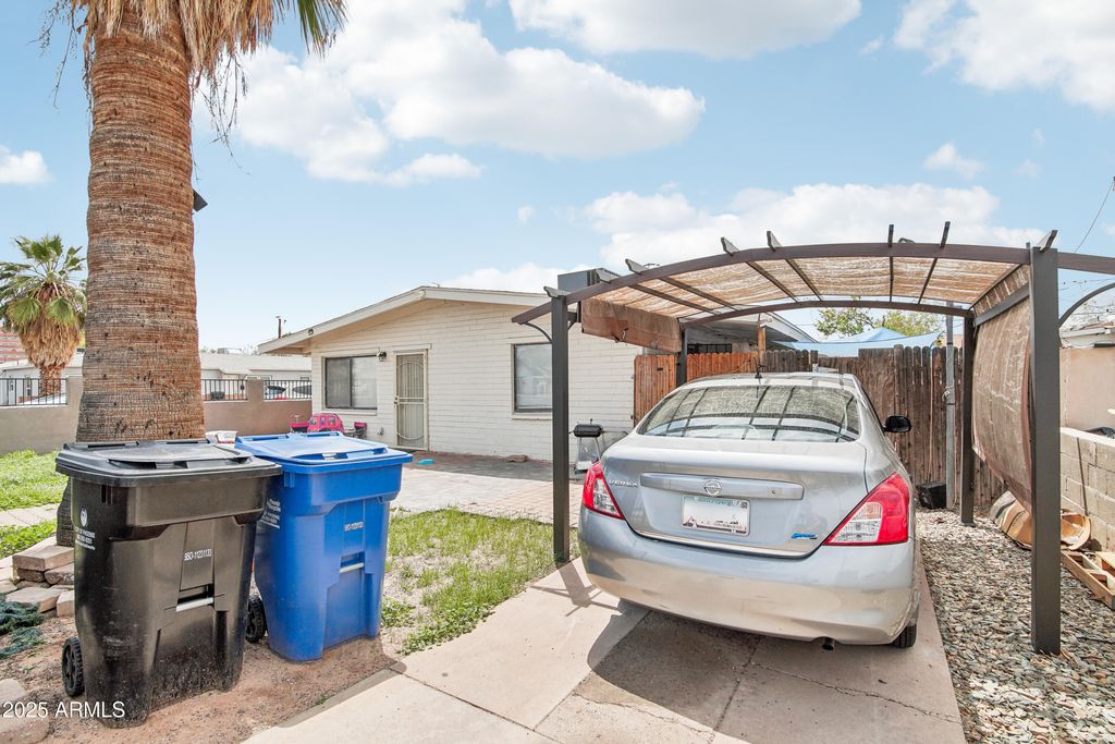 2223 E ROOSEVELT Street, Phoenix, AZ 85006 — photo 2
