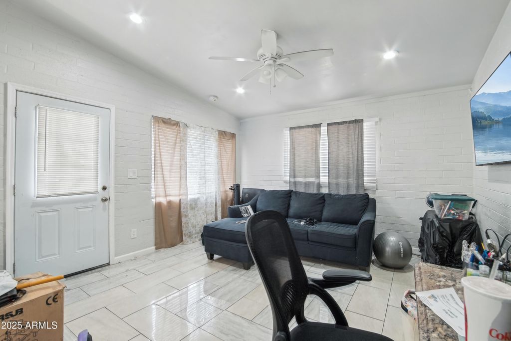 2223 E ROOSEVELT Street, Phoenix, AZ 85006 — photo 4