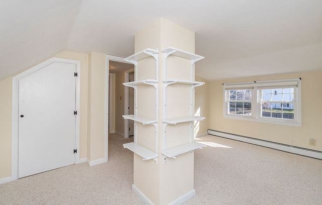 49 Orchard St, Amesbury, MA 01913