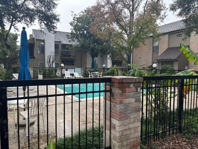 10049 Westpark Drive 120, Houston, TX 77042