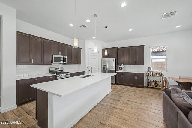 3911 W BUIST Avenue, Laveen, AZ 85339