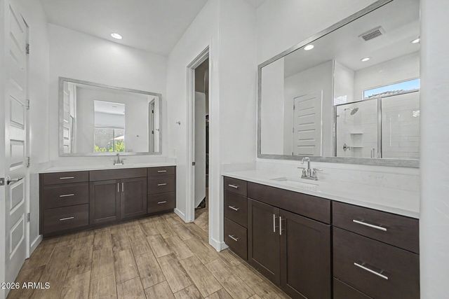 3911 W BUIST Avenue, Laveen, AZ 85339