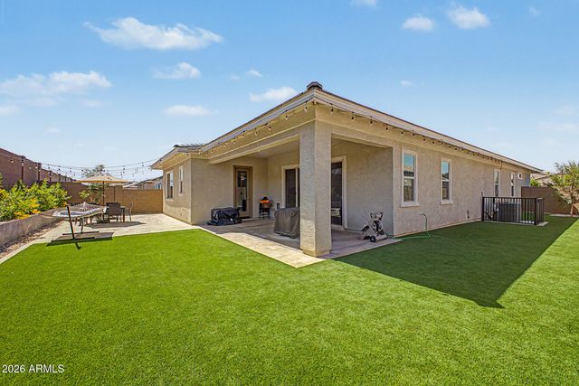 3911 W BUIST Avenue, Laveen, AZ 85339