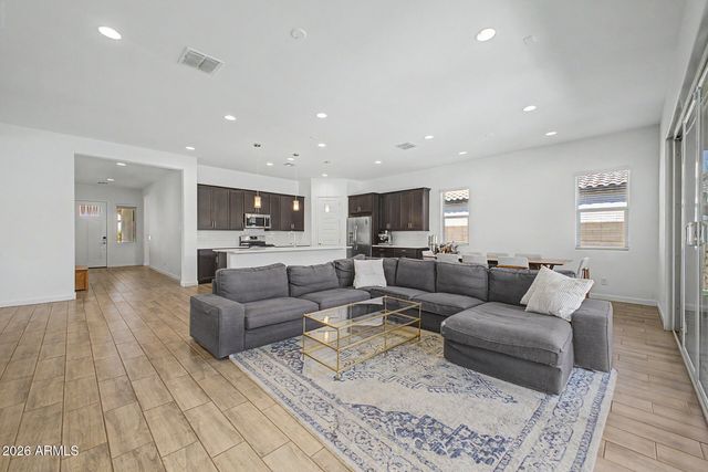 3911 W BUIST Avenue, Laveen, AZ 85339