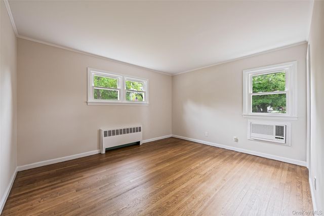 24 Russell Street, Amityville, NY 11701