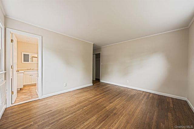 24 Russell Street, Amityville, NY 11701