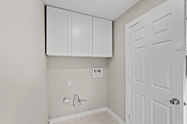 10811 Tupper Lake Drive, Houston, TX 77042