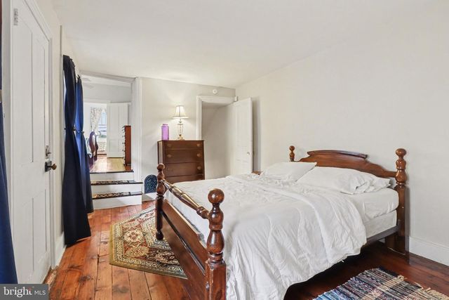 329 S FRONT ST, Harrisburg, PA 17104