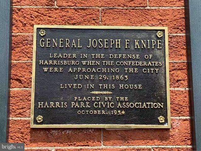 329 S FRONT ST, Harrisburg, PA 17104