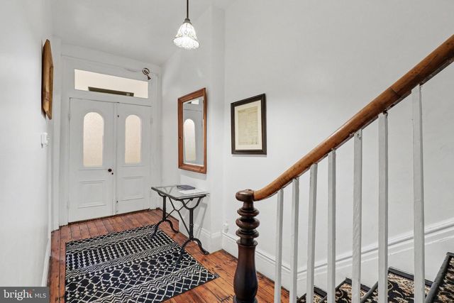 329 S FRONT ST, Harrisburg, PA 17104