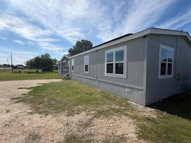 516 Glendale Drive, Godley, TX 76044