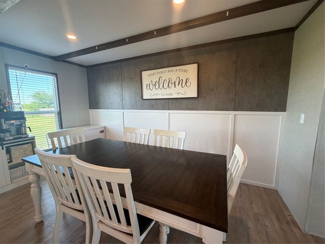 516 Glendale Drive, Godley, TX 76044