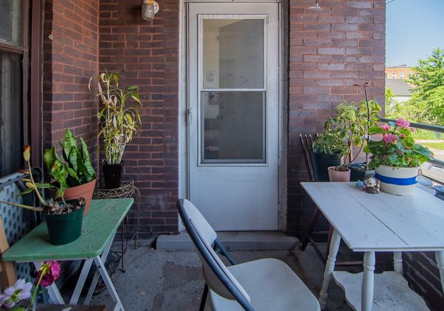 3025 W Diversey Avenue 3, Chicago, IL 60647