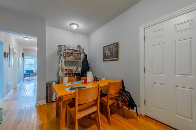 3025 W Diversey Avenue 3, Chicago, IL 60647