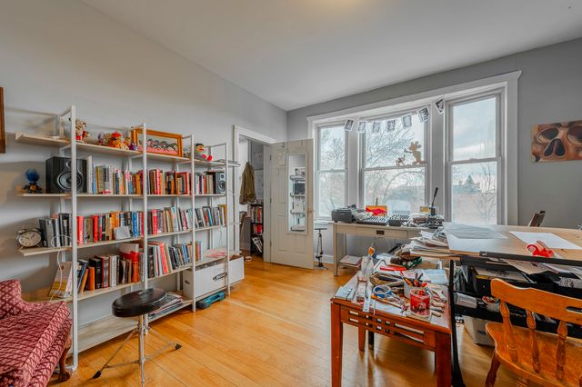 3025 W Diversey Avenue 3, Chicago, IL 60647