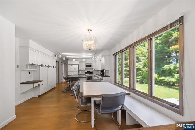 22 Angela Court, Woodcliff Lake, NJ 07677