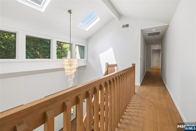 22 Angela Court, Woodcliff Lake, NJ 07677