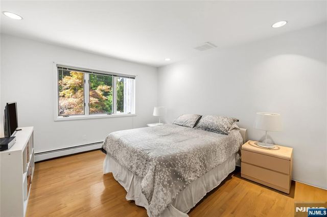 22 Angela Court, Woodcliff Lake, NJ 07677