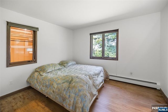 22 Angela Court, Woodcliff Lake, NJ 07677