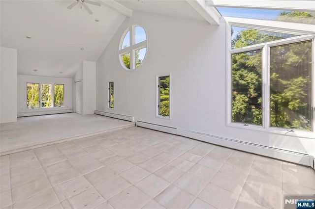 22 Angela Court, Woodcliff Lake, NJ 07677