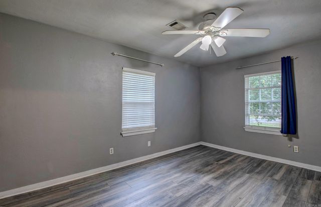 131 Saunders Drive, North Little Rock, AR 72117