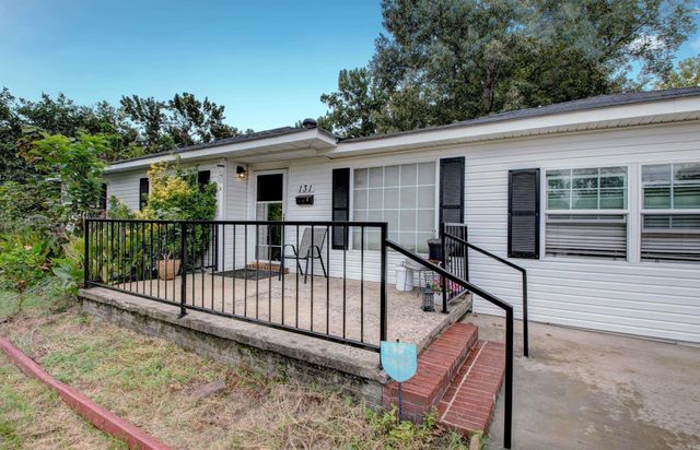 131 Saunders Drive, North Little Rock, AR 72117