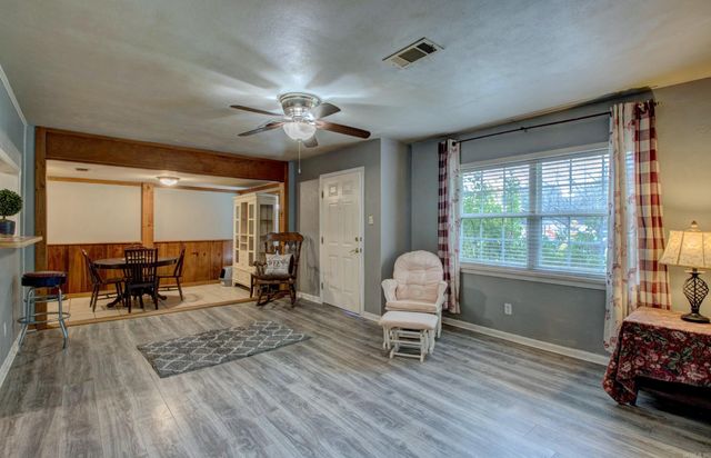 131 Saunders Drive, North Little Rock, AR 72117