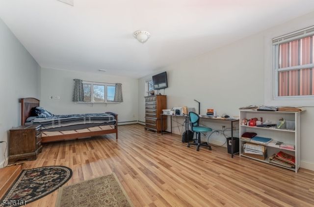 224 Bellis Rd, Holland Twp., NJ 08848