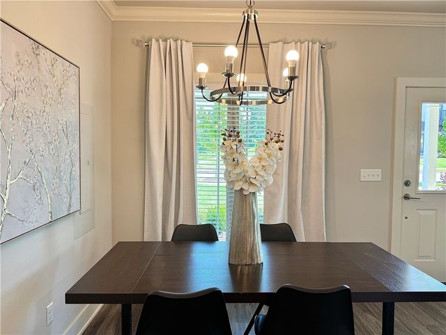 915 NE Heights Lane, Bentonville, AR 72712
