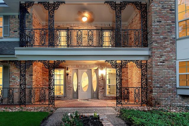 112 Kirkwood Lane, Conroe, TX 77304