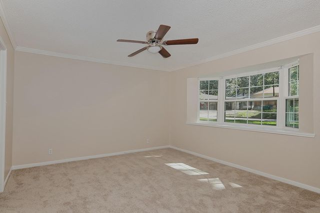 112 Kirkwood Lane, Conroe, TX 77304