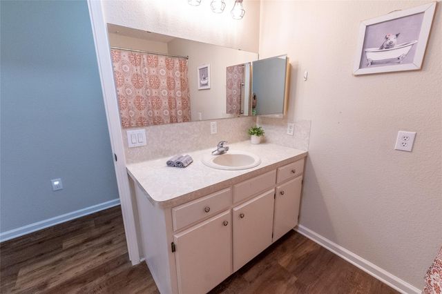 2710 County Road 2274, Cleveland, TX 77327